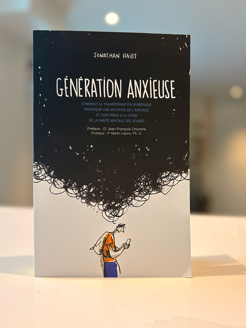 Une photo de la couverture du livre Génération anxieuse.