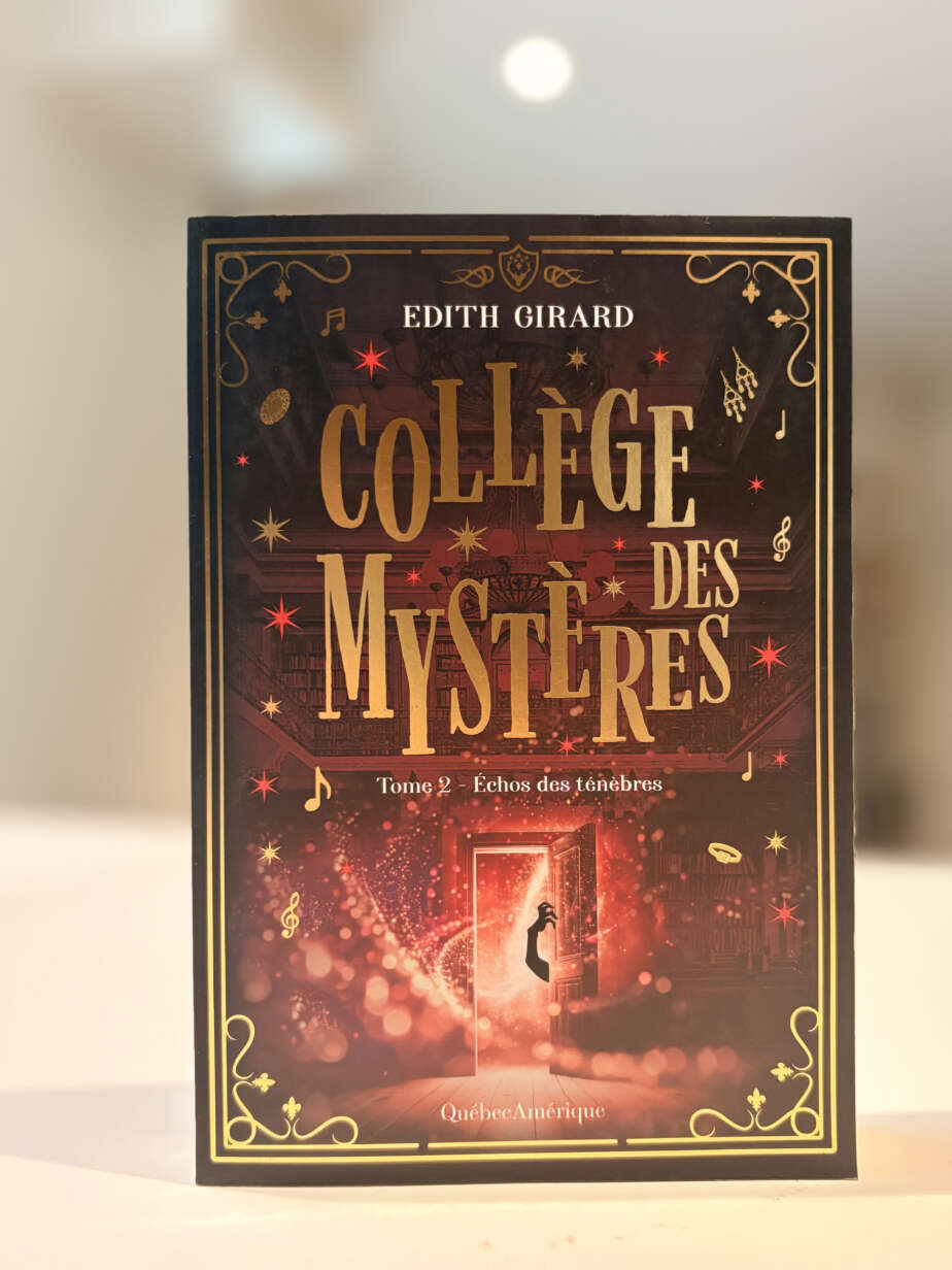 Page couverture du livre Échos des ténèbres