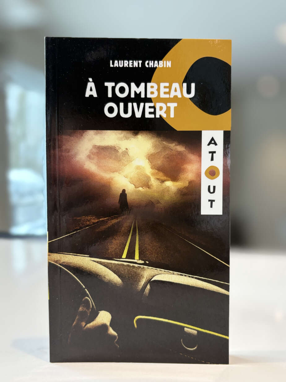 Page couverture du livre À tombeau ouvert