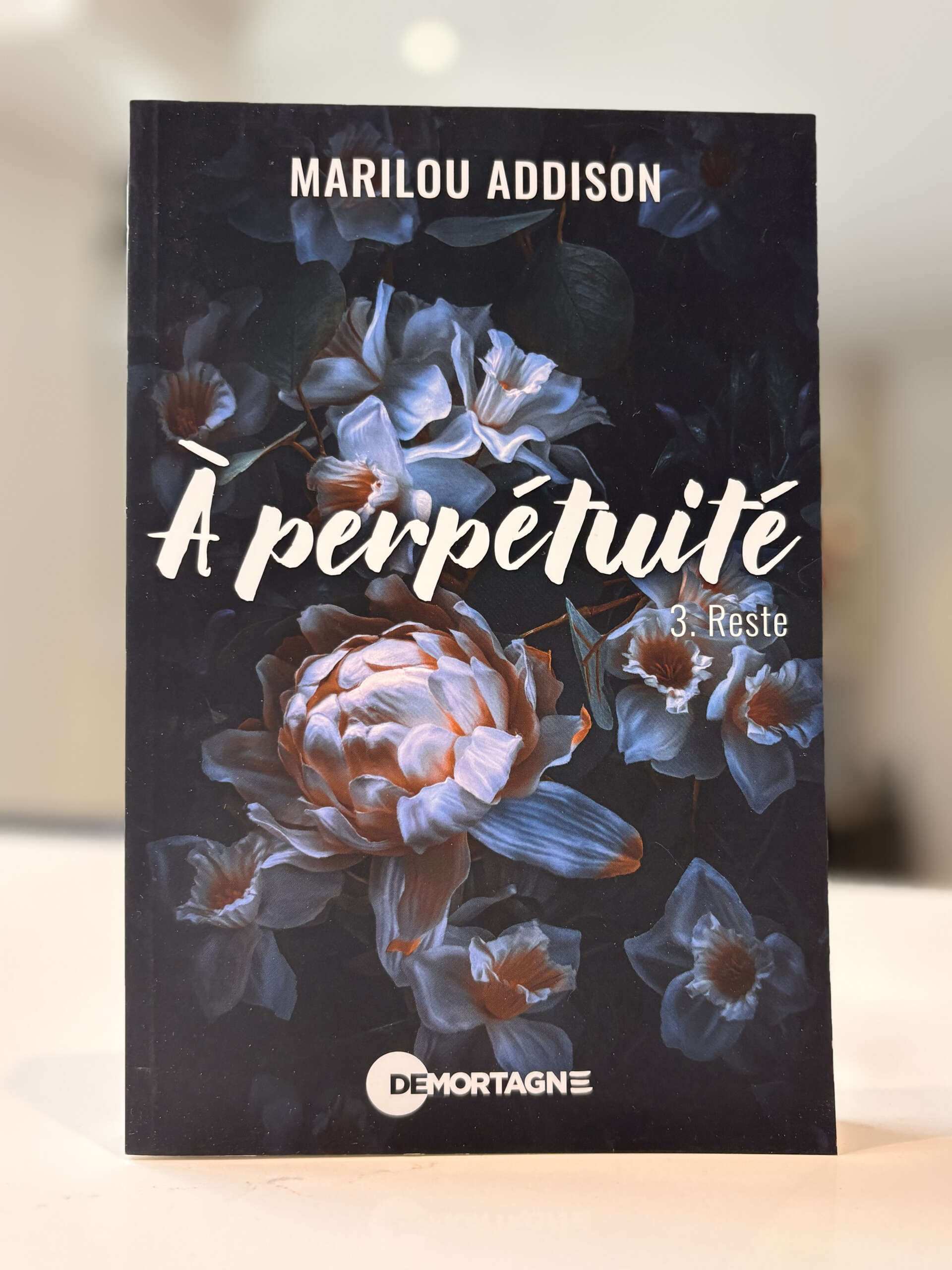 Page couverture du livre Reste