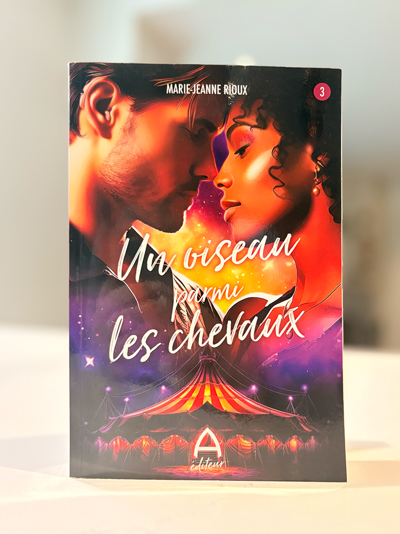 Page couverture du livre Un oiseau parmi les chevaux