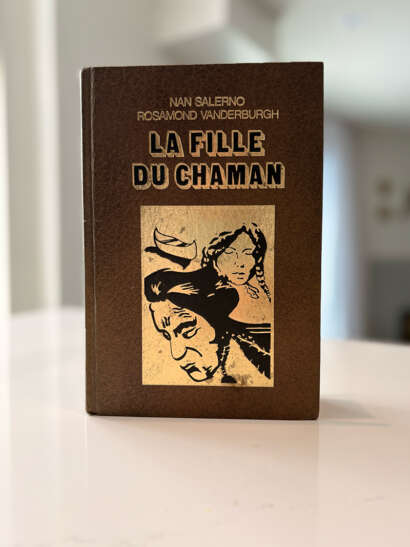 Page couverture du livre La fille du chaman