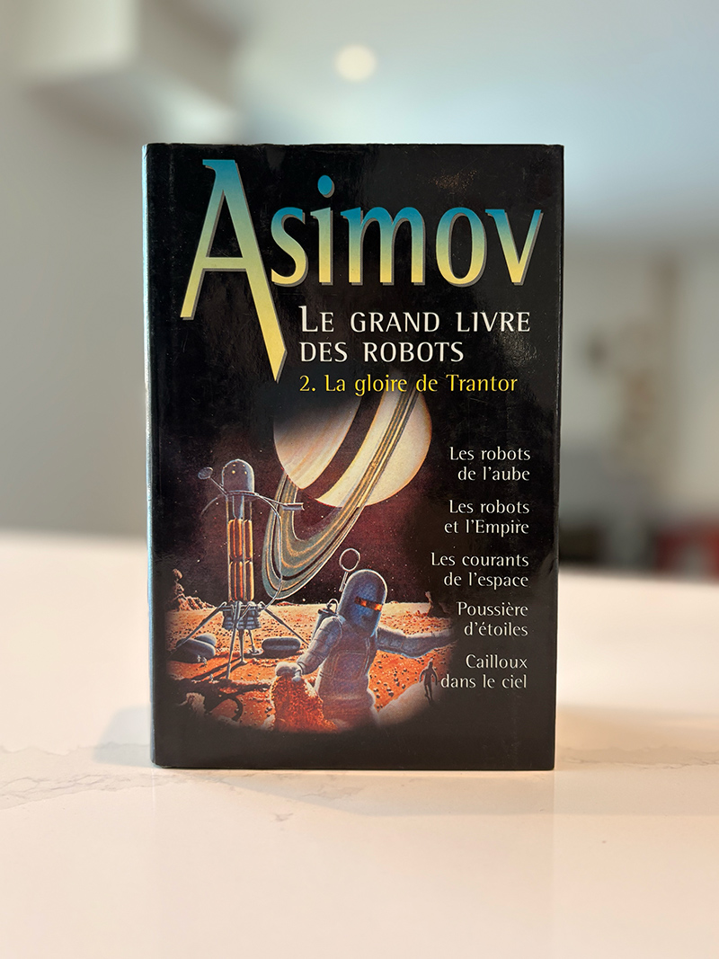 Page couverture du livre Le grand livre des robots