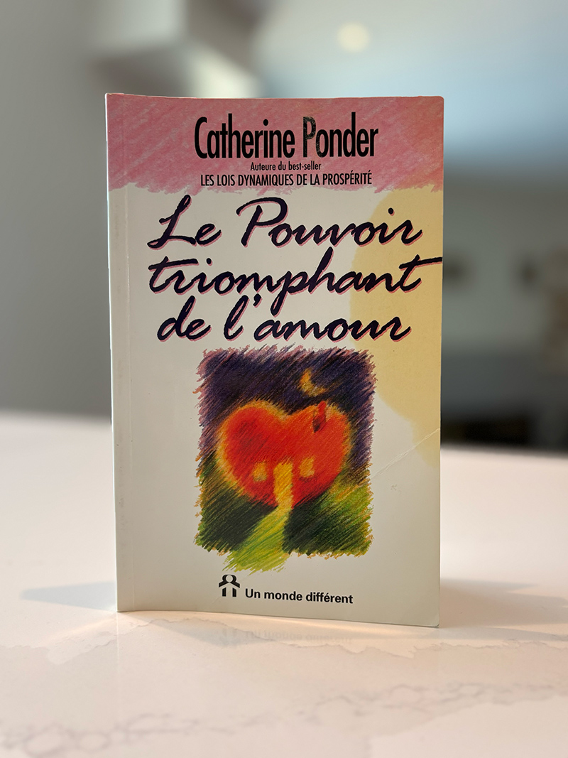Page couverture du livre Le pouvoir triomphant de l'amour